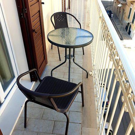 Domusapuliae Apartments Монополи Экстерьер фото