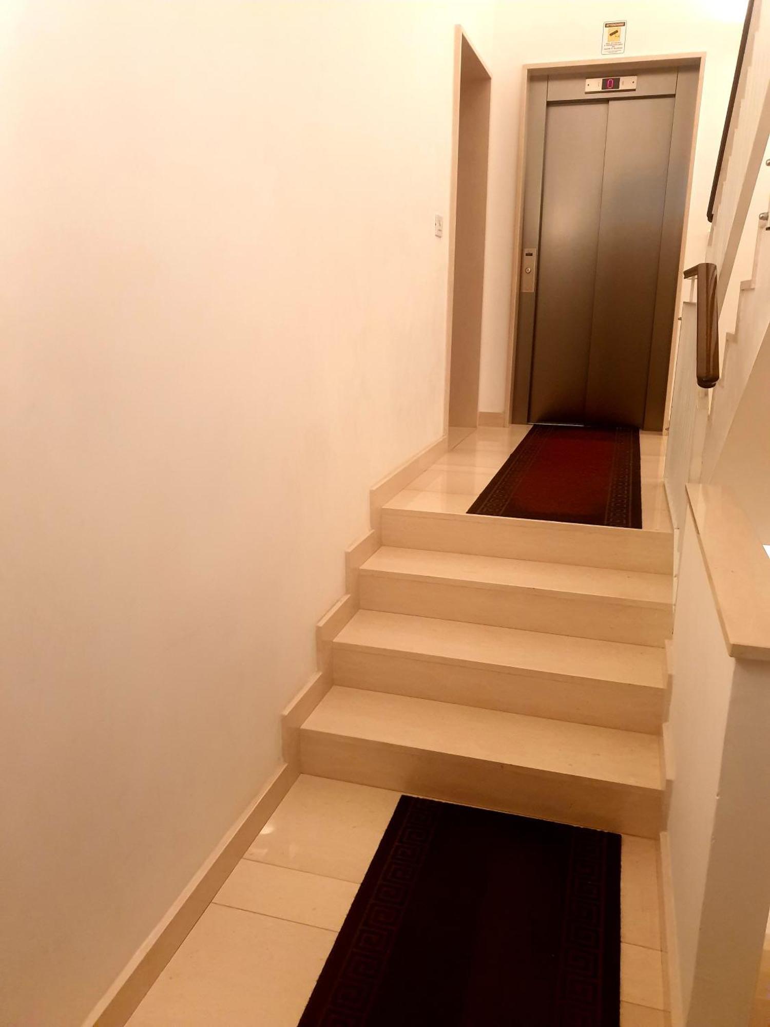 Domusapuliae Apartments Монополи Экстерьер фото