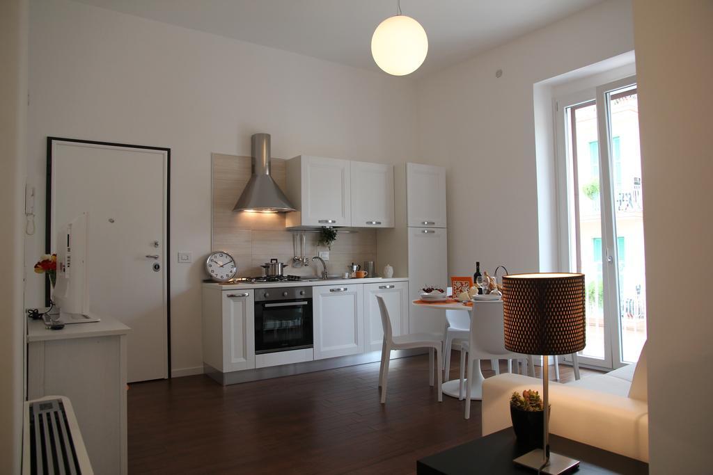 Domusapuliae Apartments Монополи Экстерьер фото