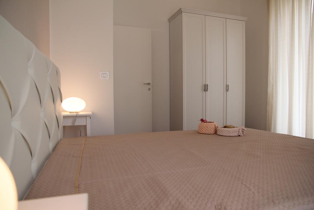 Domusapuliae Apartments Монополи Экстерьер фото