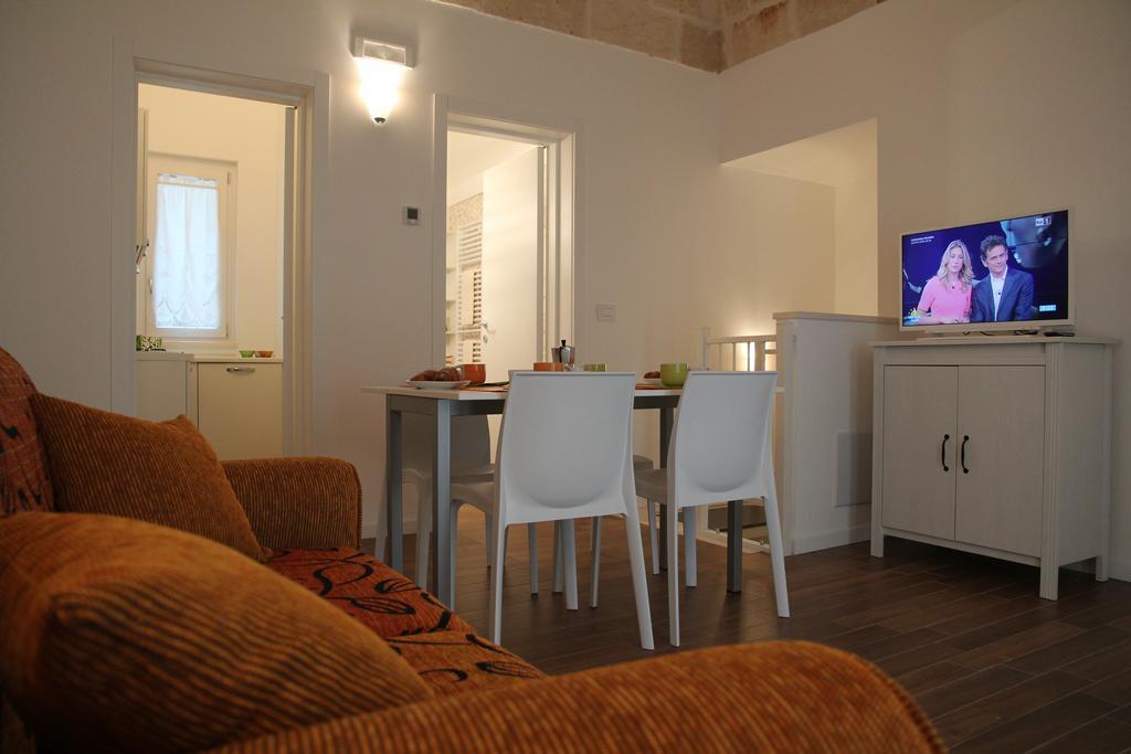 Domusapuliae Apartments Монополи Экстерьер фото