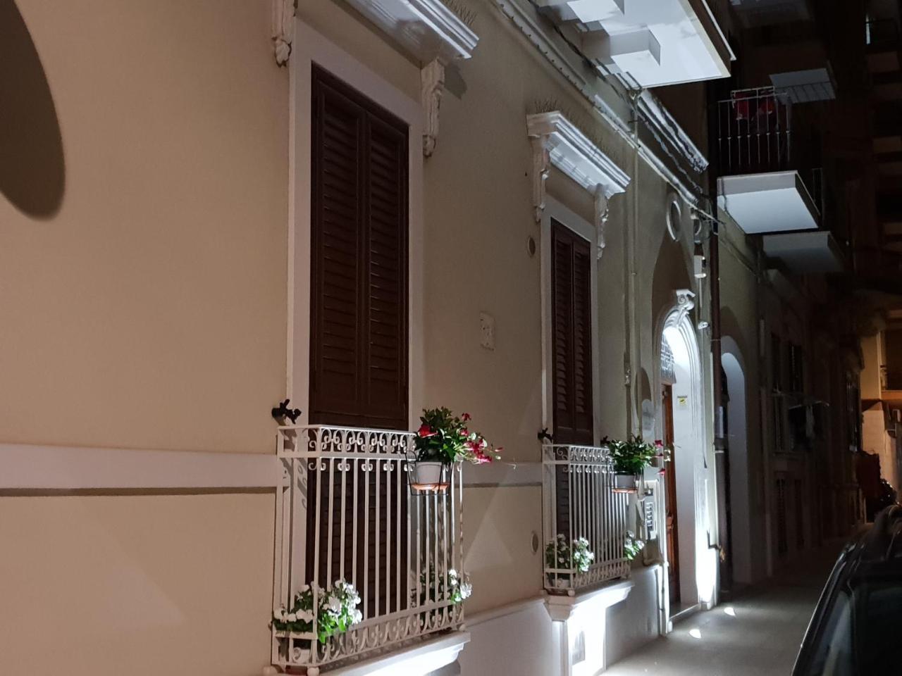 Domusapuliae Apartments Монополи Экстерьер фото