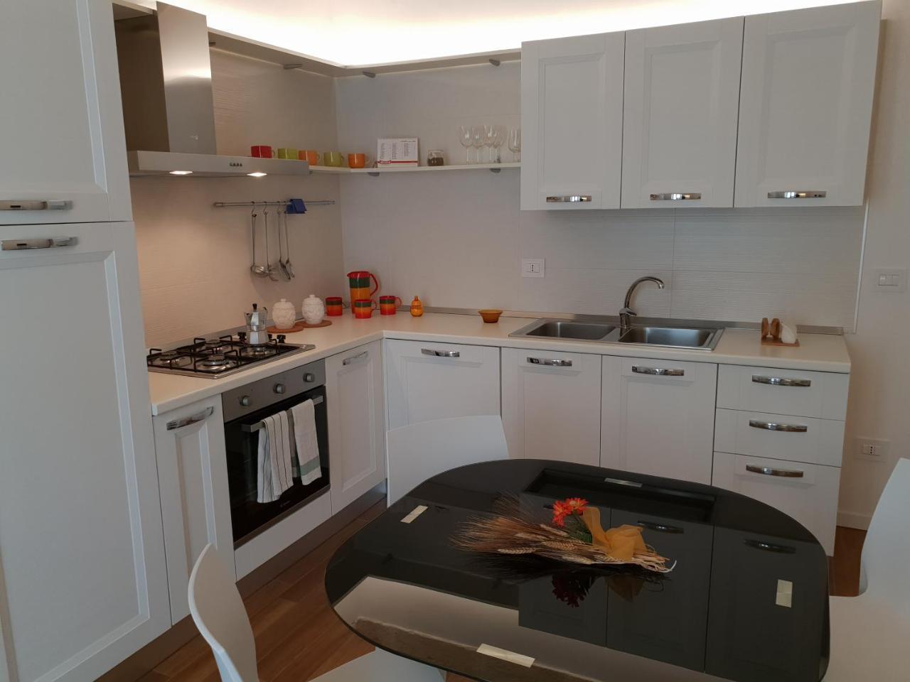 Domusapuliae Apartments Монополи Экстерьер фото
