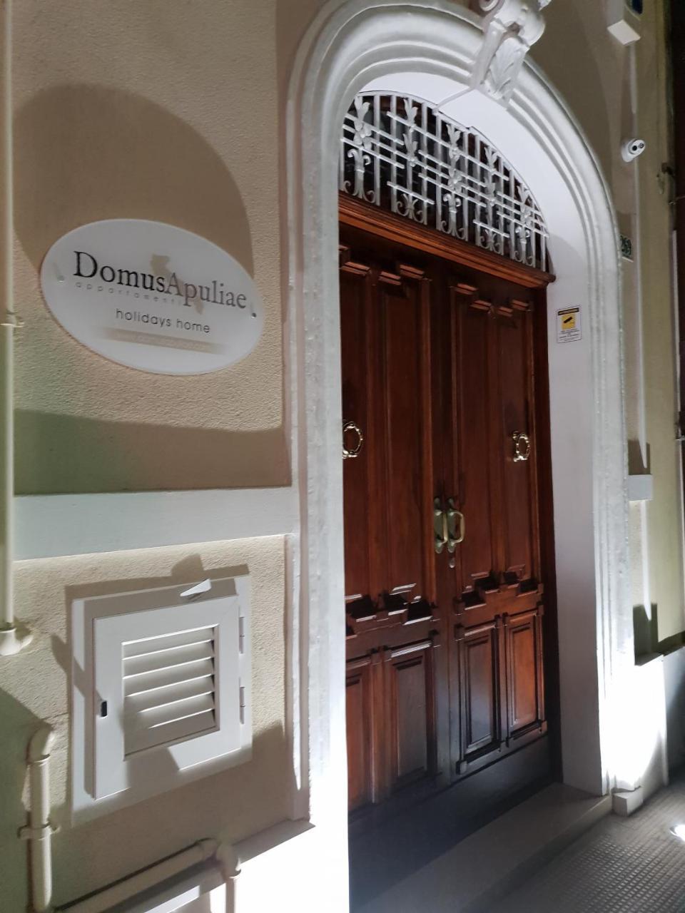 Domusapuliae Apartments Монополи Экстерьер фото